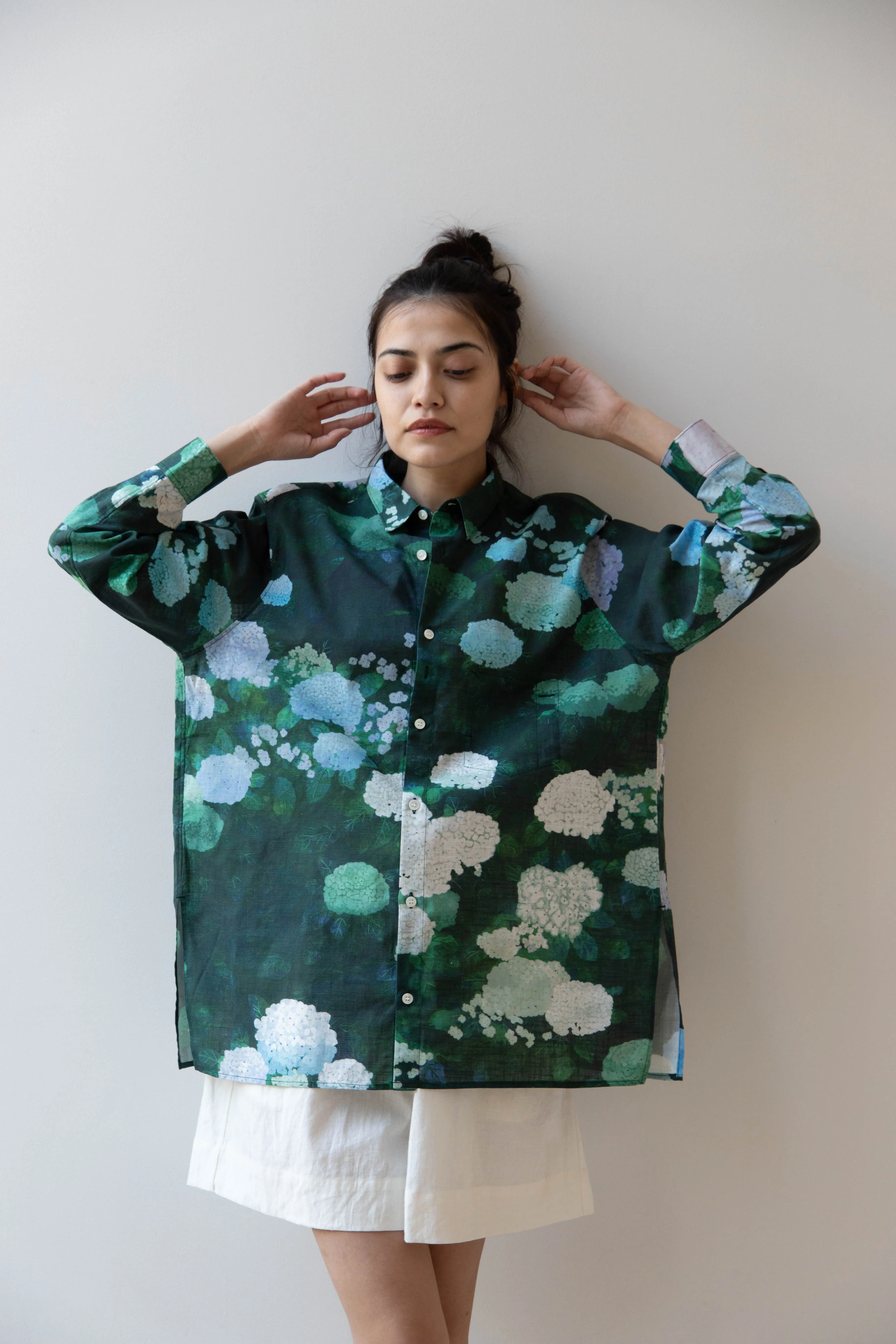 Aseedonclöud | Button Up Blouse in Ajisai