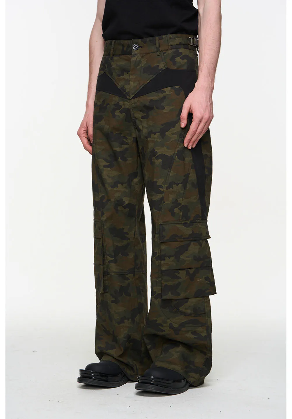 Contrast color casual pants