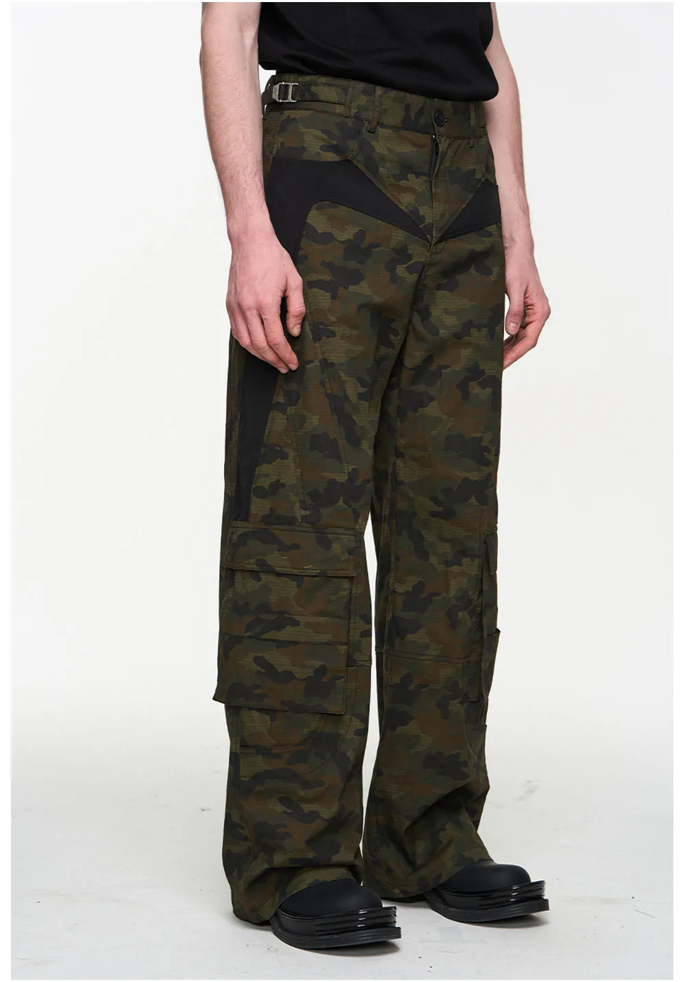 Contrast color casual pants