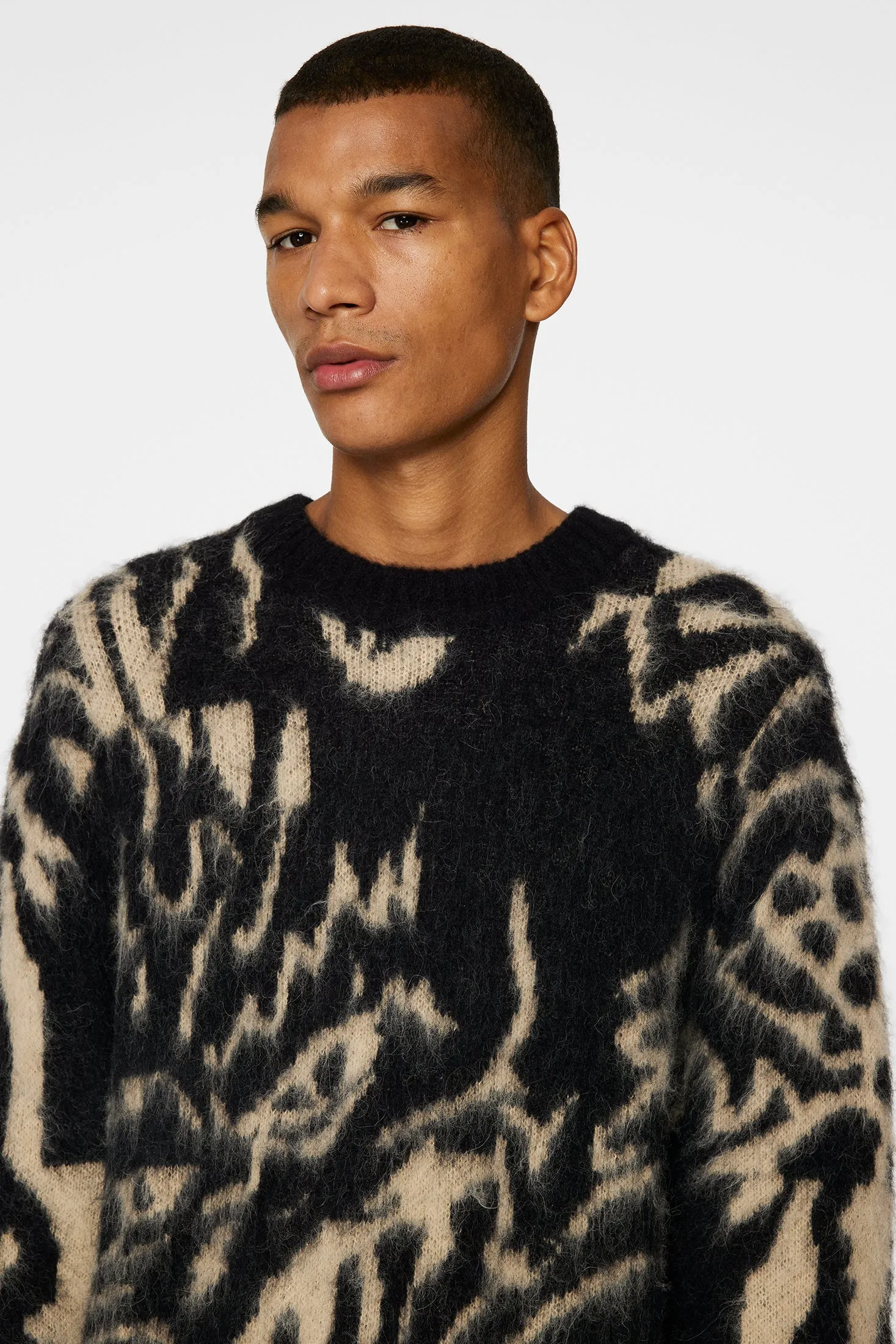 Falkor Jacquard Knit Sweater / Black