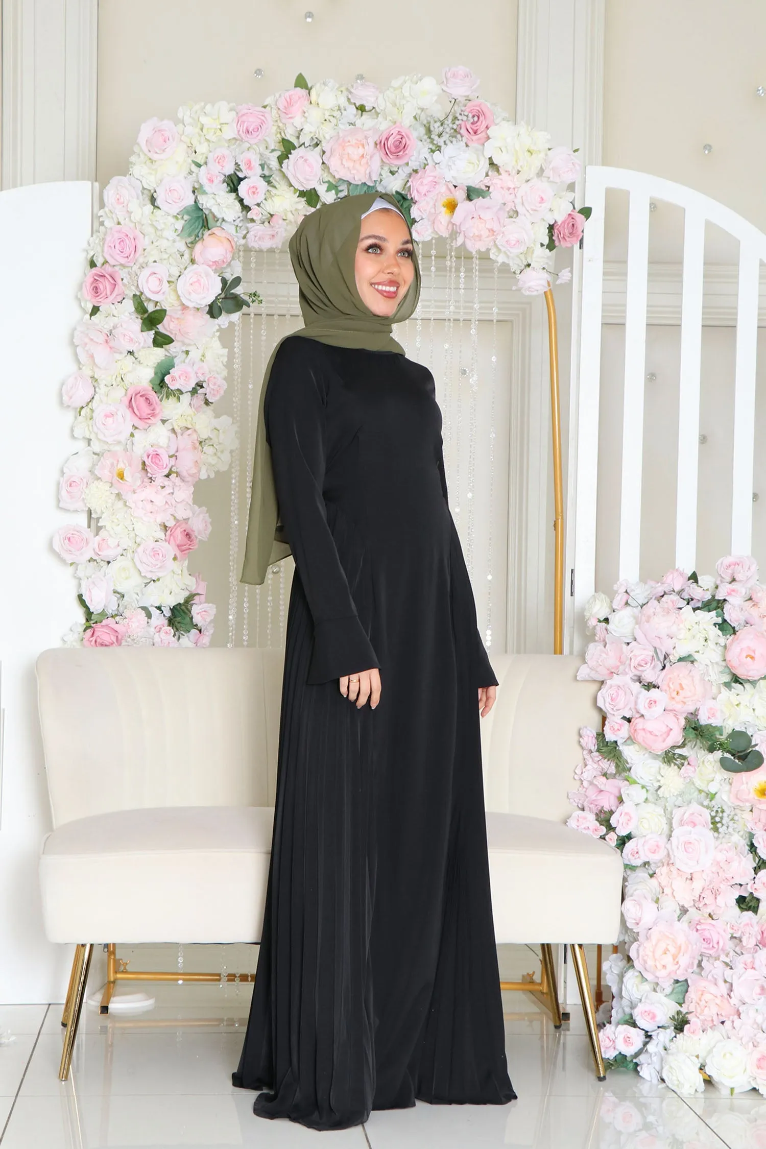 Kelsi Soft Pleat Dress- Black
