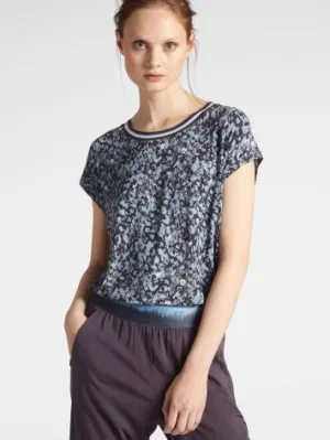 T-SHIRT WITH GRAPHIC ALL-OVER PRINT
