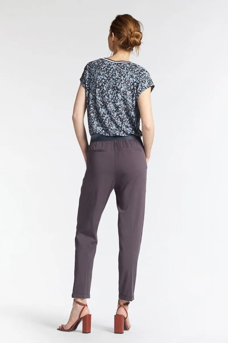 T-SHIRT WITH GRAPHIC ALL-OVER PRINT
