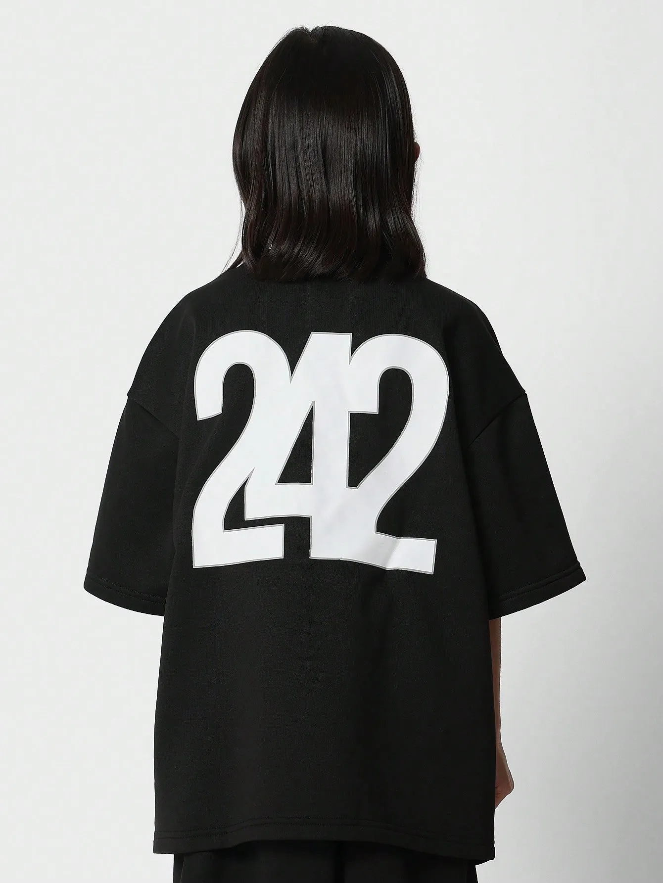Tween Girls Oversized Fit Tee With Back Number Print