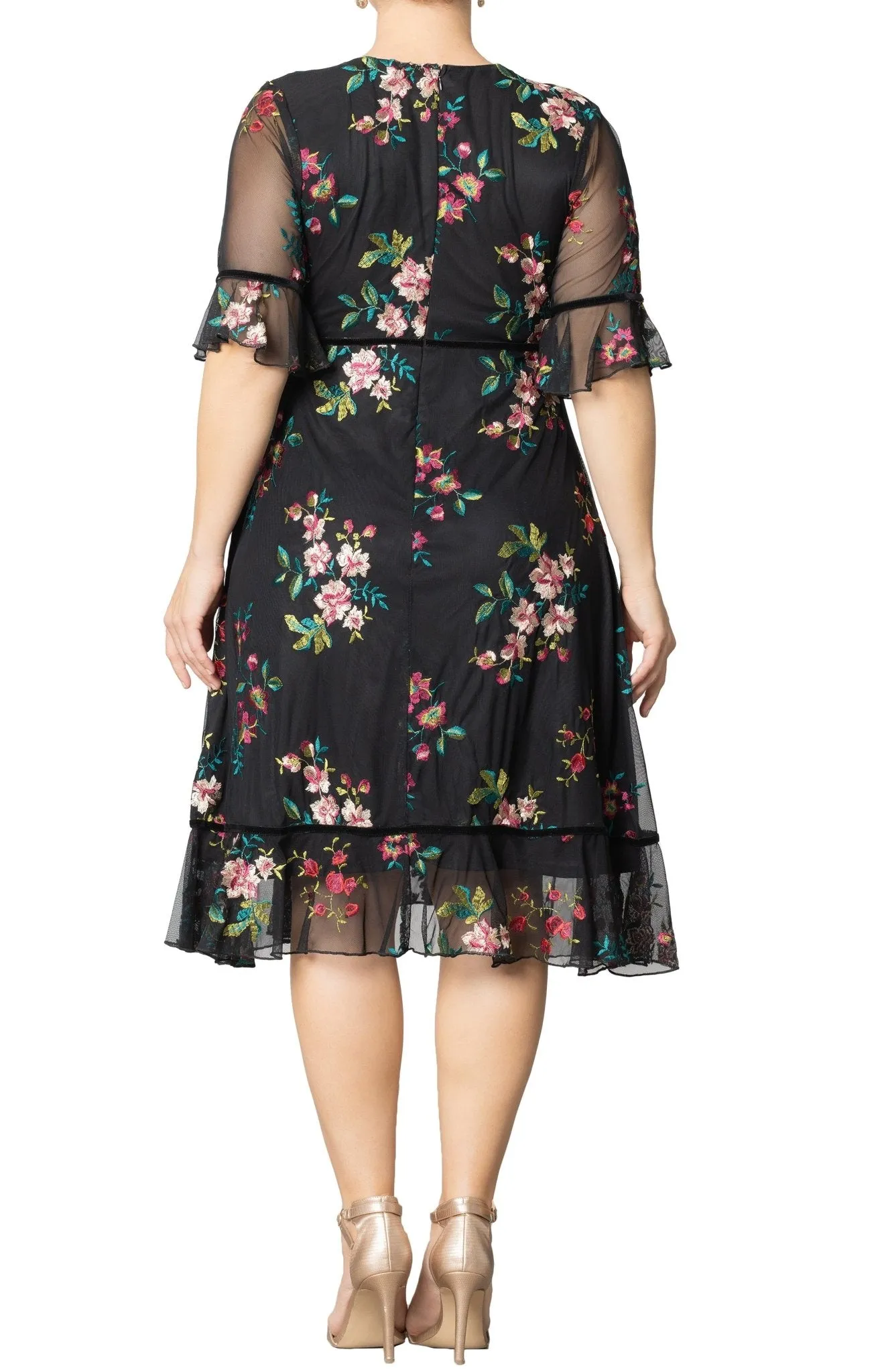 Wildflower Embroidered Dress - Plus